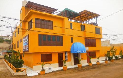 Foto del exterior de Hostal Ocean Pacifico