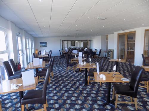 Dining – Pentire Hotel