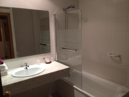 Foto del baño de Hotel Lamoga