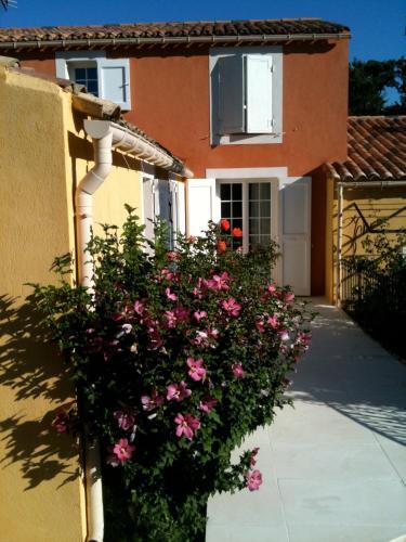 Foto del exterior de Bed-and-Breakfast Mas Lei Bancau