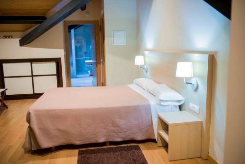 Foto de una habitación de Hotel Meson de Erosa