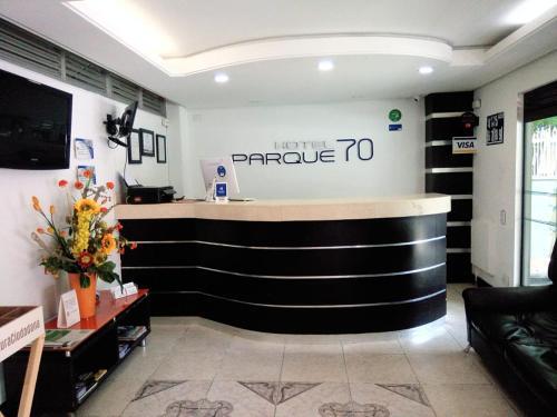 Hotel Parque 70, Medellín - Central de Reservas