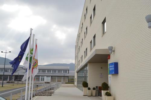 Foto del exterior de Holiday Inn Express Vitoria, an IHG Hotel
