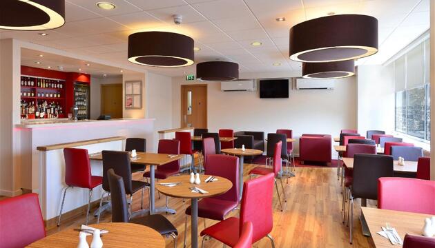Foto de Hotel Travelodge London Raynes Park