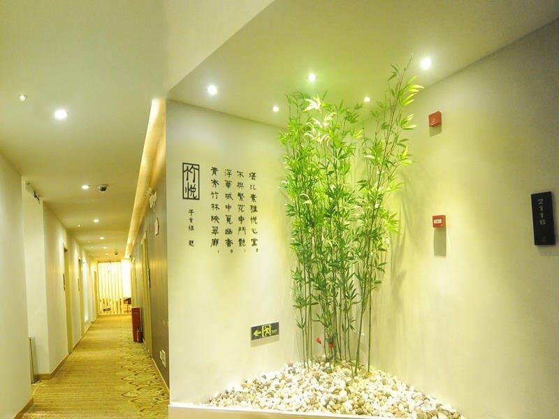 Foto general de Tavernew Hotel