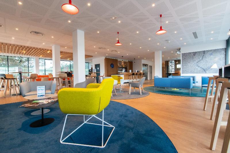 Foto de las zonas nobles de Holiday Inn Express - Bordeaux - Lormont, an IHG Hotel