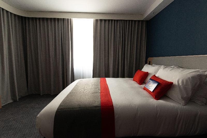 Foto de una habitación de Holiday Inn Express - Bordeaux - Lormont, an IHG Hotel