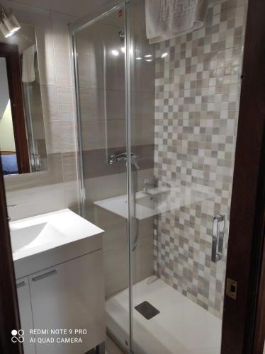 Bathroom – Pensión Rosa