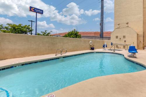 Foto de los servicios de Hotel Comfort Inn &amp;amp; Suites Albuquerque Downtown