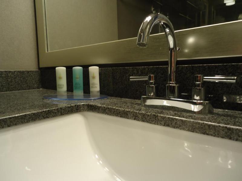 Foto general de Hotel Comfort Inn Toronto City Centre