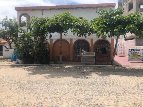 Foto del exterior de Bungalows Flamingos