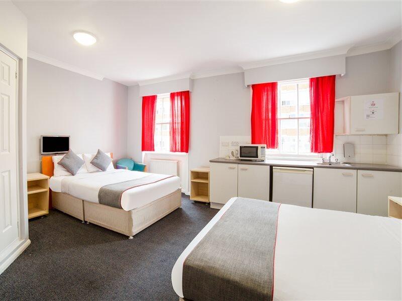 Foto de una habitación de Hotel OYO Studios @ 28