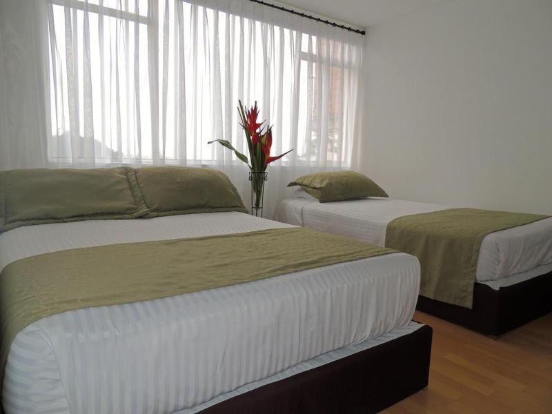 Room – Hotel Portal De Milán