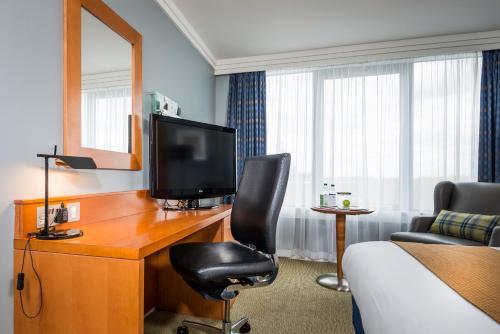 Foto de una habitación de Holiday Inn Milton Keynes Central, an IHG Hotel
