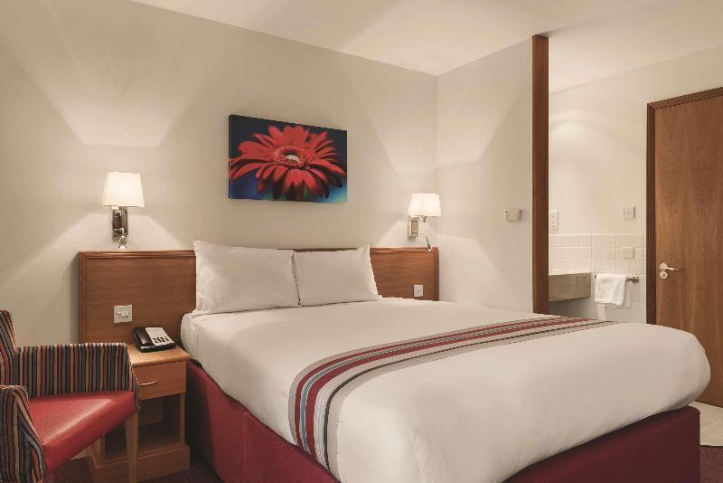 Foto de una habitación de Hotel Ramada by Wyndham Cambridge