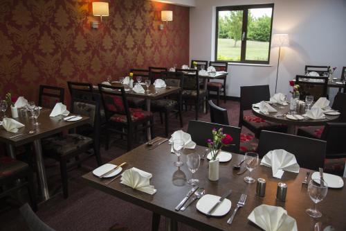 Foto de restauración de Hotel Ramada by Wyndham Cambridge