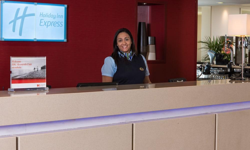 Photo – Holiday Inn Express London - Dartford, an IHG Hotel