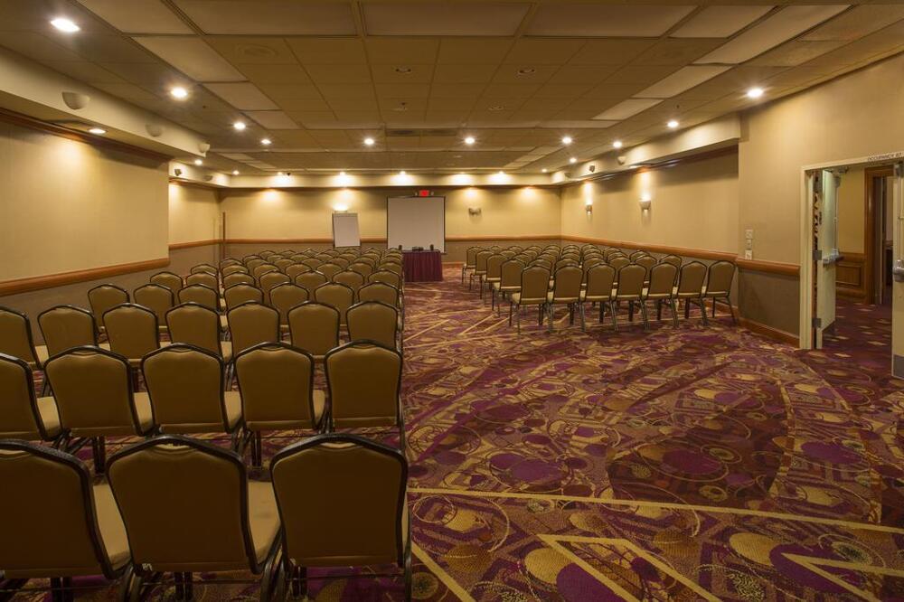 Foto general de Red Lion Hotel &amp;amp; Conference Center - Seattle/Renton