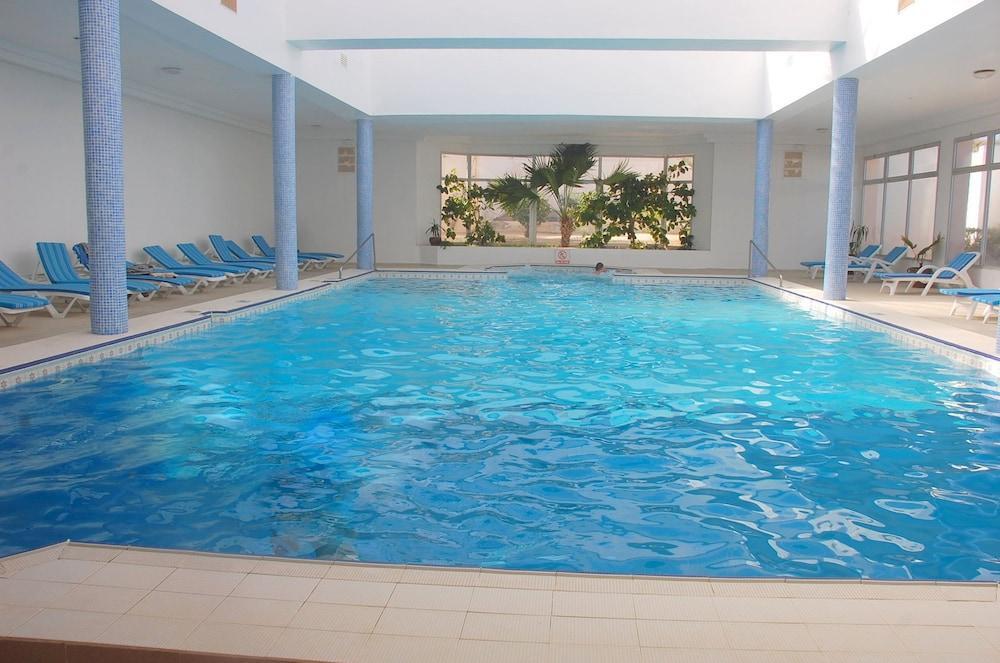 Foto general de Hotel Oasis Marine