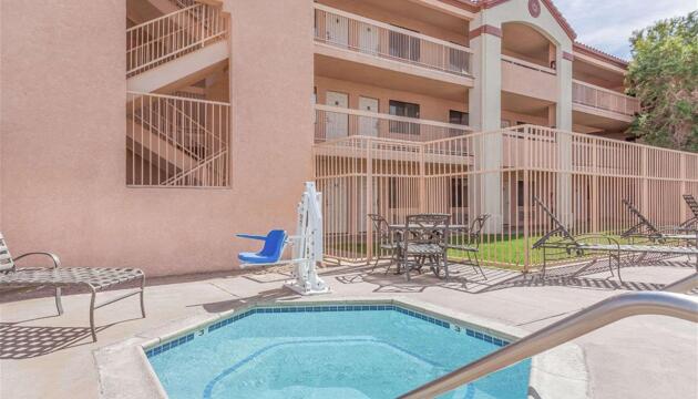 Foto de Hotel Days Inn by Wyndham South Lenwood