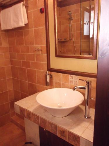 Bathroom – Boutique Hotel Kokkino Spiti