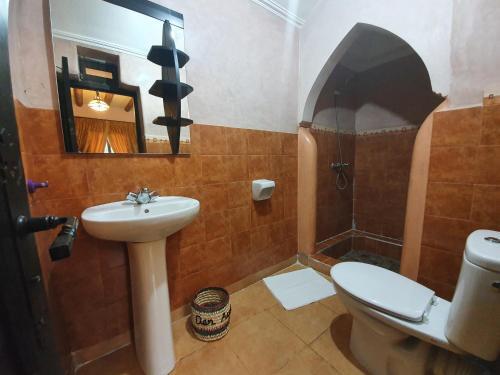 Bathroom – Bed-and-Breakfast Dar Assarou