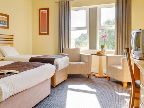 Foto de una habitación de Breaffy Woods Hotel