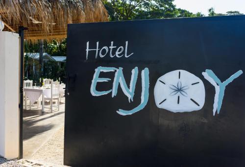 Foto del exterior de Hotel Enjoy