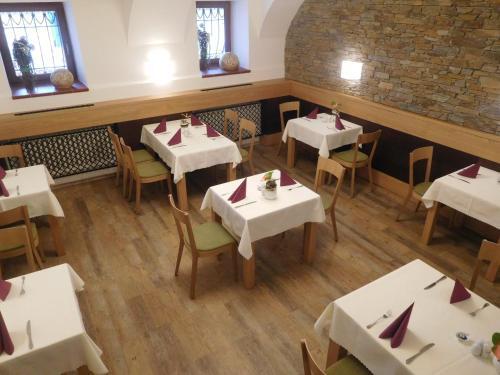 Foto de restauración de Tišnovská Rychta