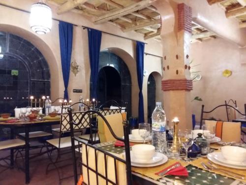 Foto de restauración de Paradise of Silence