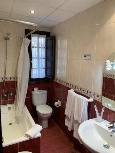Foto del baño de Posada el Tocinero