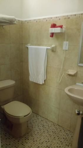 Foto del baño de Hotel Brambila