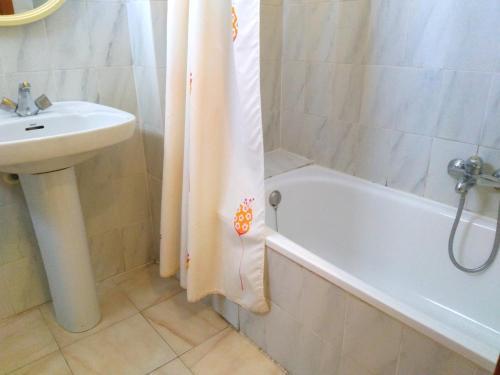 Foto del baño de Apartamentos Alpen1 Peñismar II