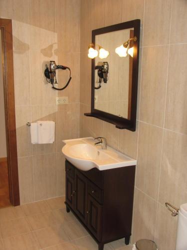 Foto del baño de Apartamentos Russell