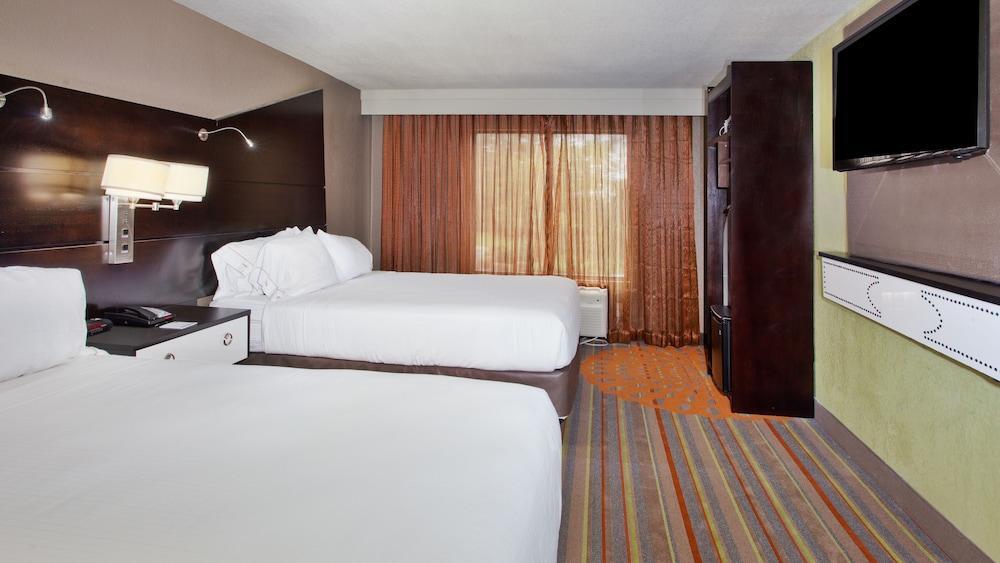 Foto de una habitación de Holiday Inn Express Atlanta NW - Galleria Area, an IHG Hotel