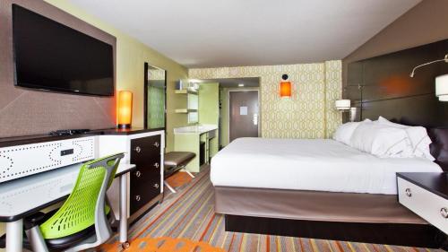 Foto de una habitación de Holiday Inn Express Atlanta NW - Galleria Area, an IHG Hotel