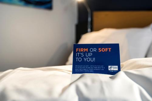 Foto de una habitación de Holiday Inn Express Swindon West, an IHG Hotel