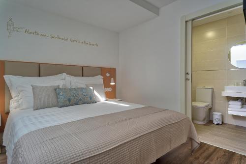 Foto del baño de Alojamento da Vila