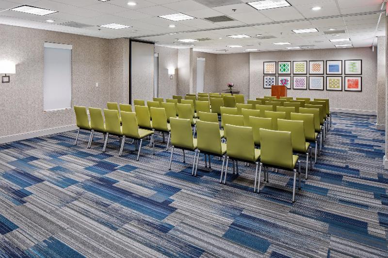 Foto de los servicios de Holiday Inn Express Atlanta Airport-College Park, an IHG Hotel