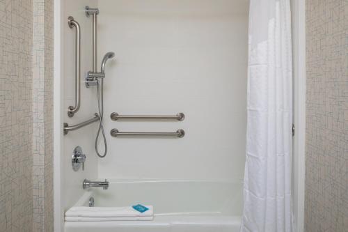 Foto de una habitación de Holiday Inn Express Atlanta Airport-College Park, an IHG Hotel