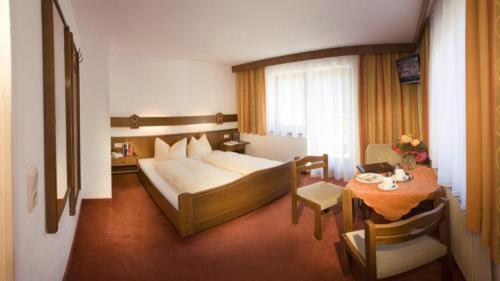 Foto de una habitación de Hotel Sonne