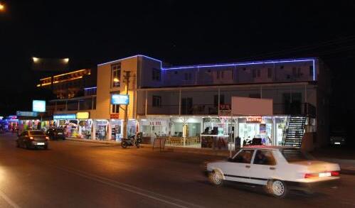 Foto del exterior de Hotel Gül Otel