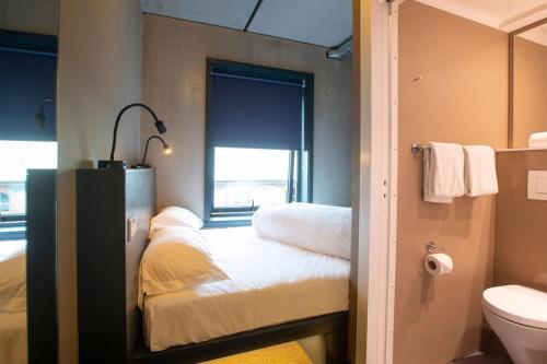 Foto de una habitación de Hotel REZz Cork