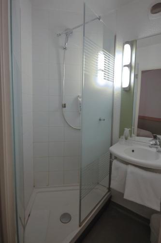 Foto del baño de Hotel ibis budget Bordeaux Sud