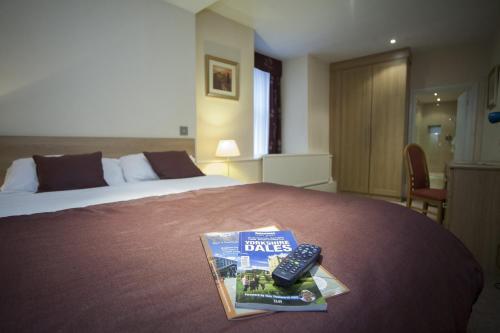 Room – Hotel The White Swan Halifax