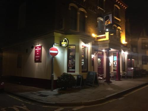 Photo – Dukes Head Inn