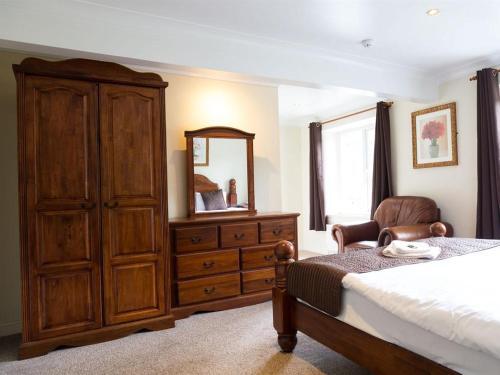 Room – Wool Merchant Hotel