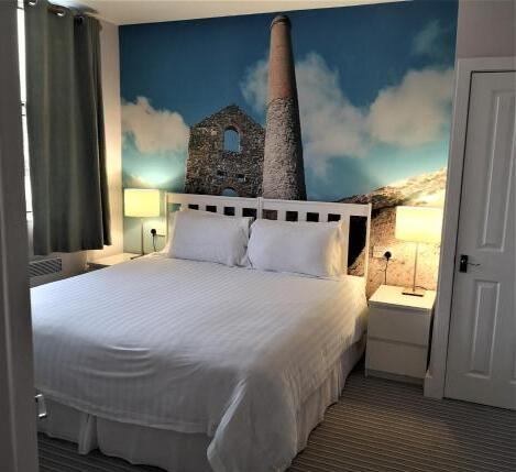 Room – Oceanside Lifestyle Hotel - formerly Carnmarth Hotel