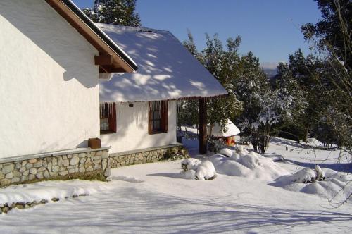 Foto de una habitación de Cabañas &amp;amp; Aparts Lancuyen, Villa de Montaña