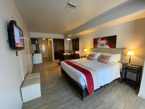 Foto de una habitación de 460 LOFT Apartments